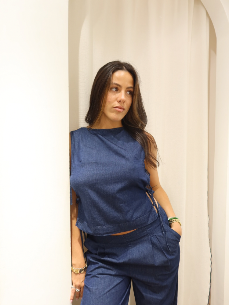 Top col montant noeuds sur le côté en jean - French retailers