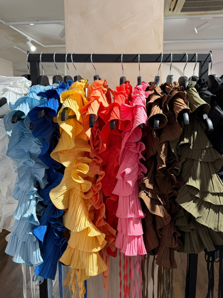 Top volants dos nu - French retailers | Nimes & Avignon